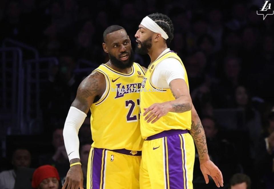 湖人击败火箭,拿到西部总冠军 湖人击败火箭,拿到西部总冠军