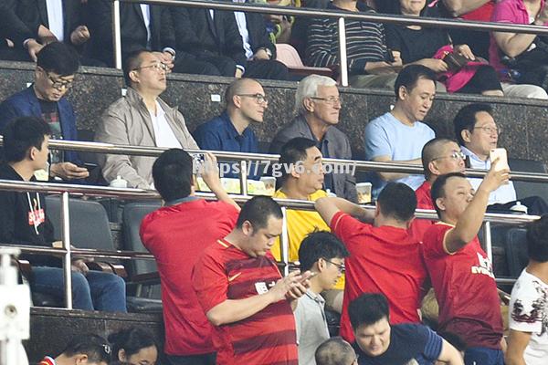 恒大成功问鼎比赛,夺得夺冠终极果实 恒大成功问鼎比赛,夺得夺冠终极果实