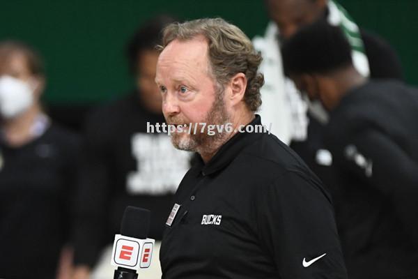 雄鹿队主帅获赛季最佳教练称号 雄鹿队主帅获赛季最佳教练称号