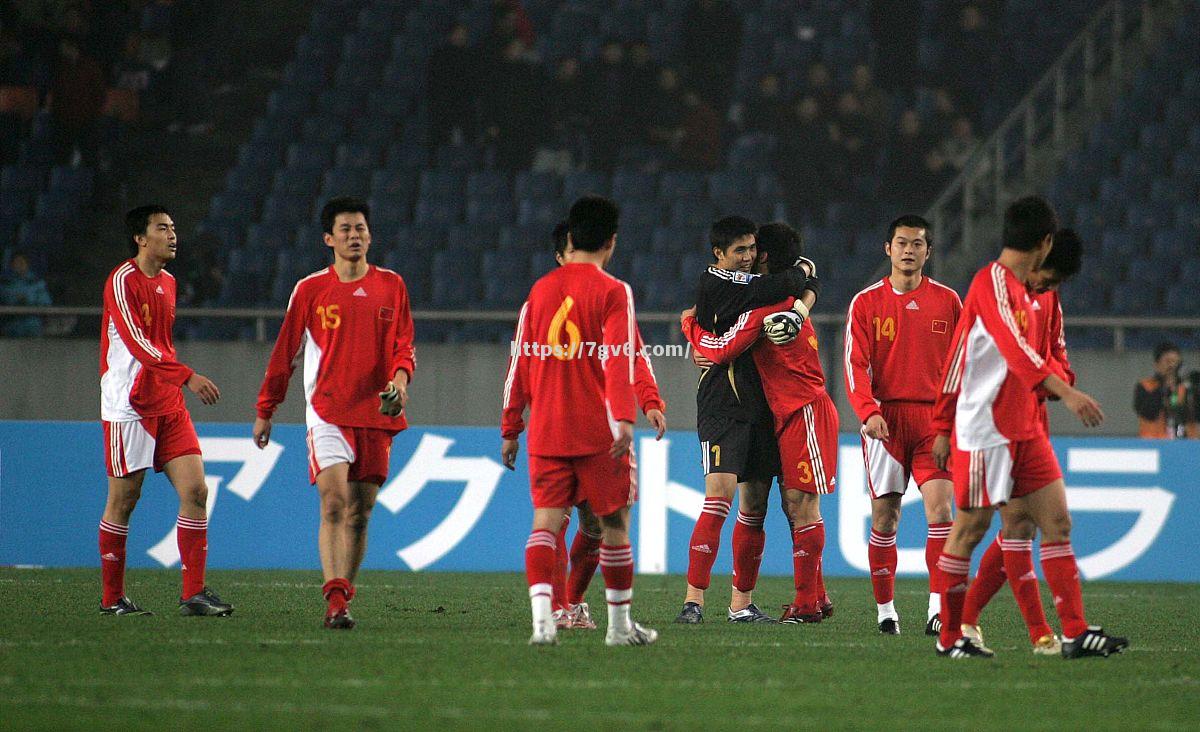 球员实力强大，场上激烈较量令人期待